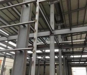 鋼構建筑