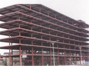 鋼構高層的抗震性能