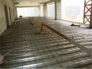 鋼構建筑的改變荷載傳遞加層法