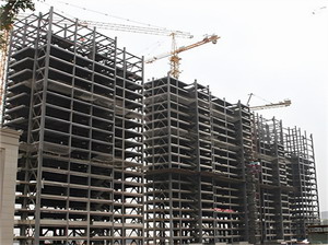 鋼構高層的抗風性能